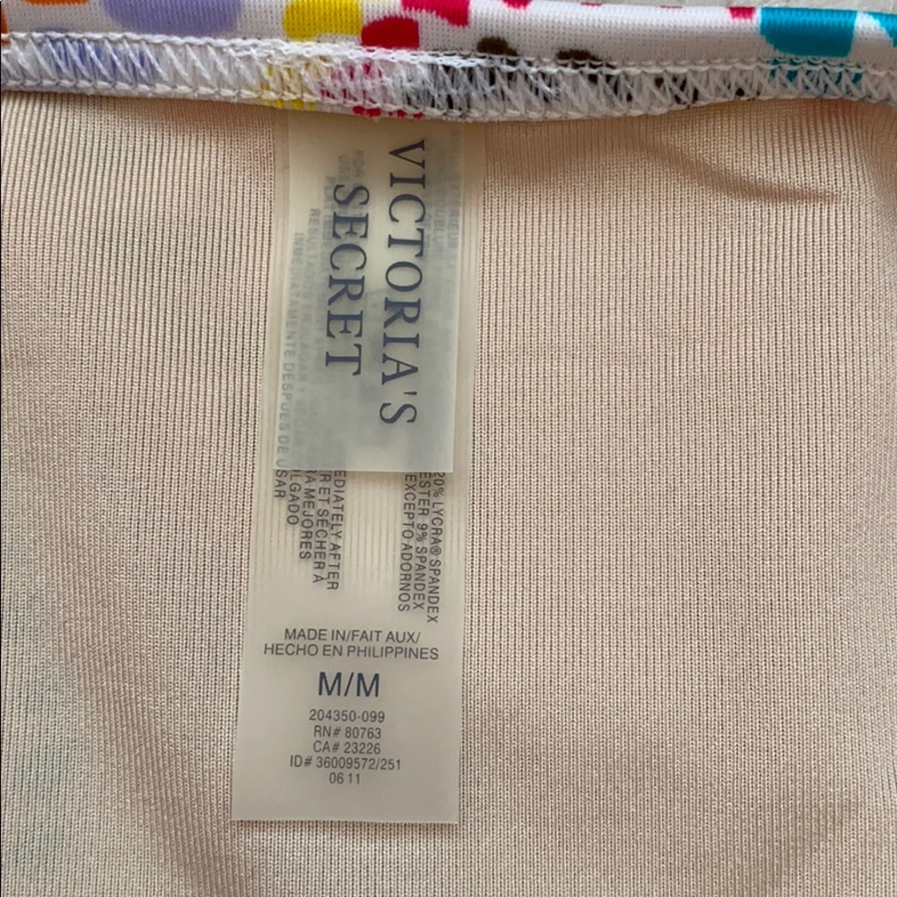 Victoria Secret patterned bikini bottom, medium - Picture 3 of 3